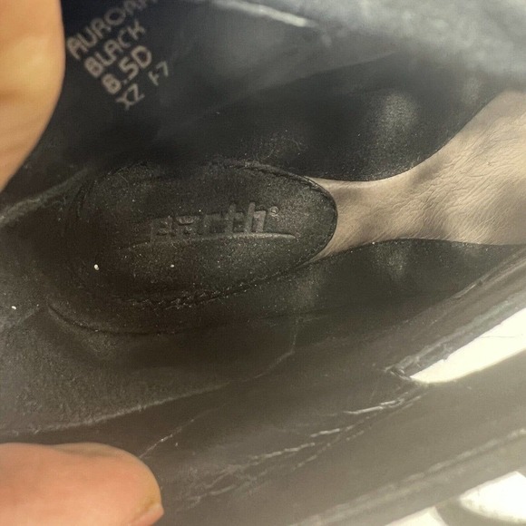 Earth Aurora Black Suede Lace Up Booties Size 8.5 D WIDE Peep Toe - Picture 7 of 14